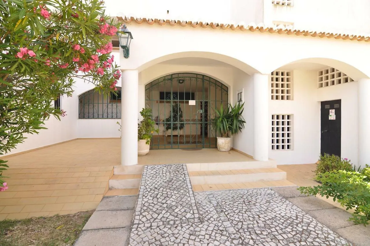 Between Golf And Beach Portimão Apartamento
